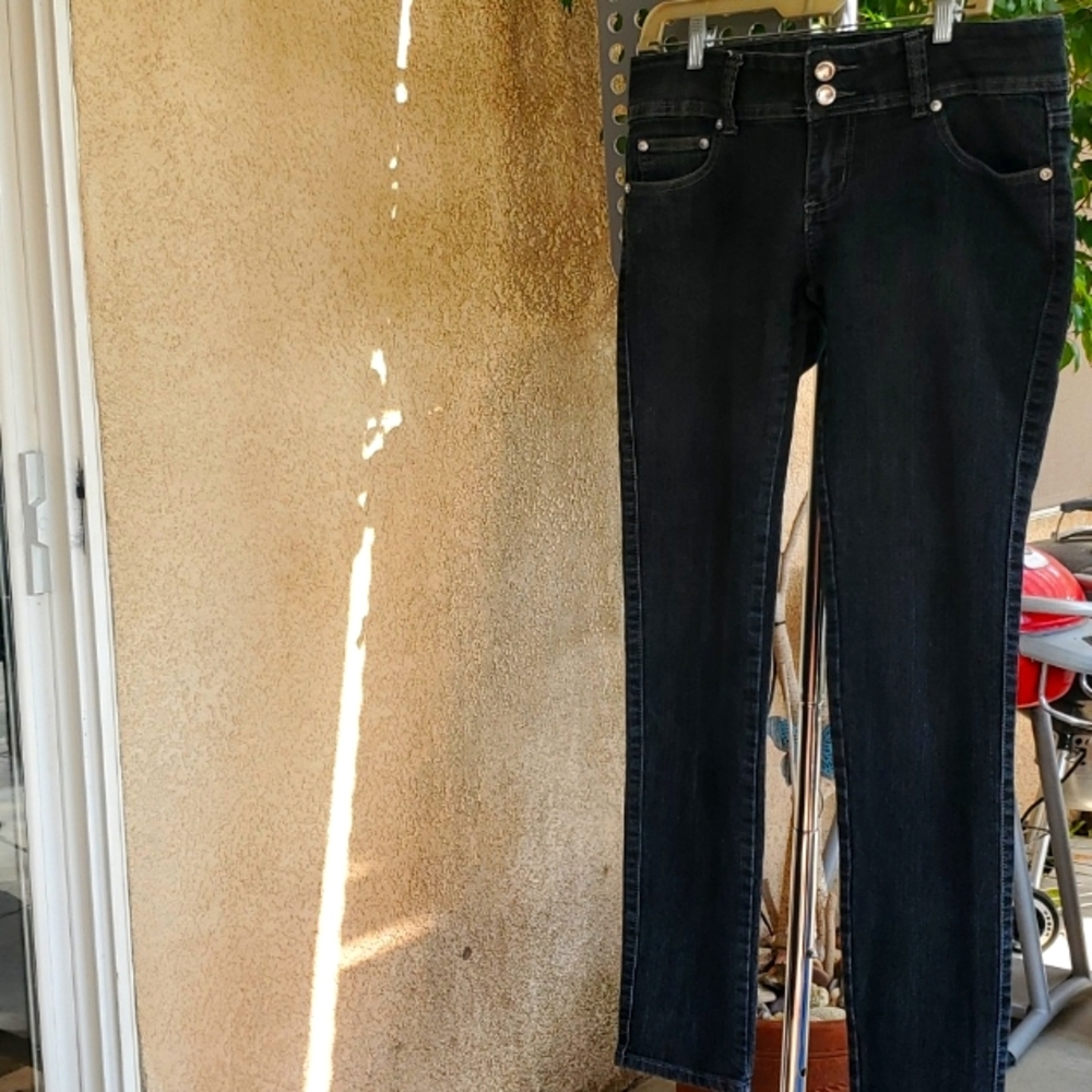 MISS RUDY BLACK EMBROIDERED, LOW RISE, SKINNY JEANS, SIZE 13